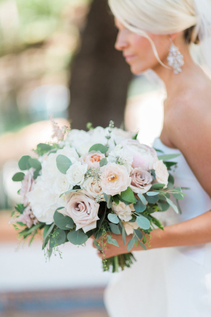 Rancho Las Lomas wedding, white and pink bridal bouquet