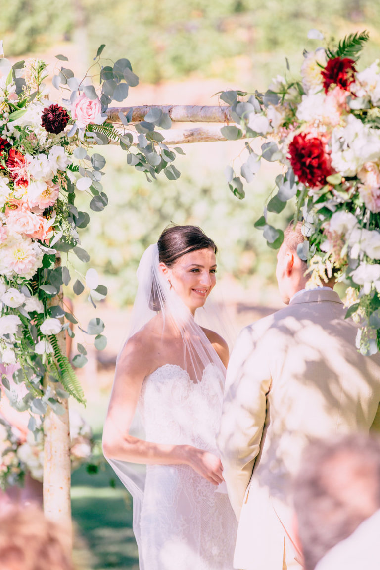 A Romantic Vineyard Wedding At Triunfo Creek Vineyards Feathered Arrow