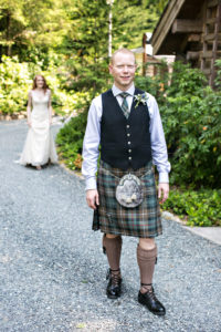 Green Gates at Flowing Lake wedding, first look, celtic inspired wedding, traditional scottish groom kilt, tartan tie