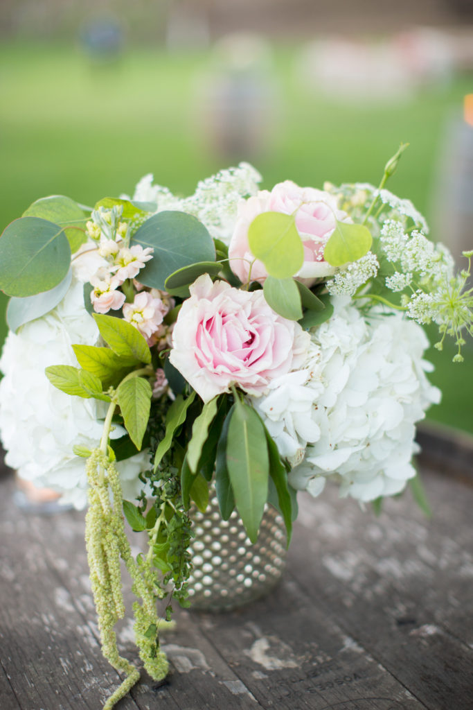 blush and white wedding flower arrangement