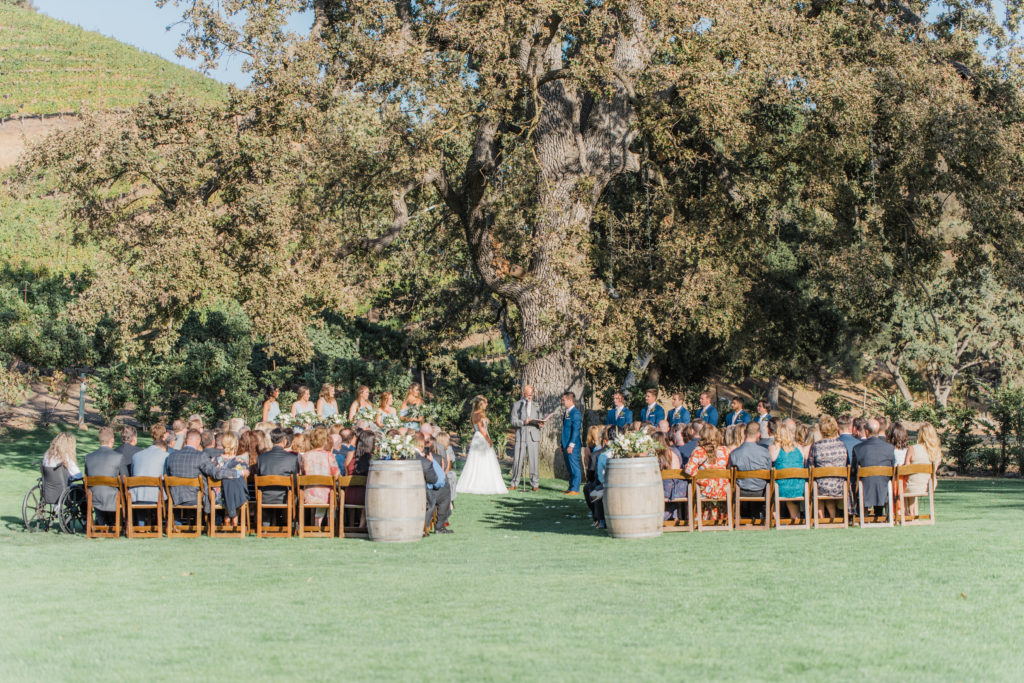 Elegant fall wedding ceremony at Triunfo Creek Vineyards