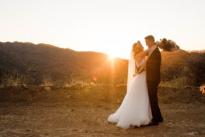 bride and groom wedding sunset photos