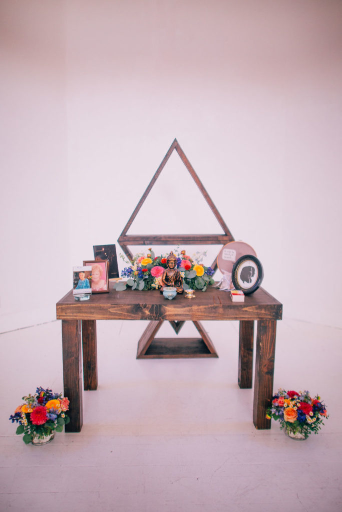 geometric altar piece for wedding ceremony at York Manor