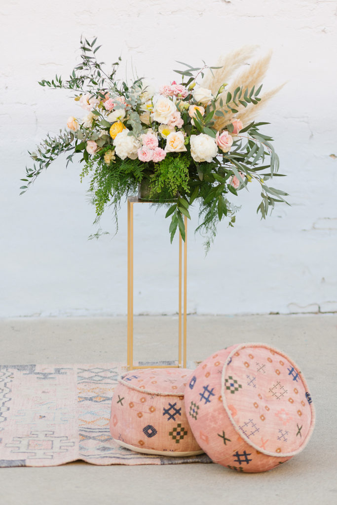 A cotton candy inspired styled shoot, colorful minimalist wedding ceremony 