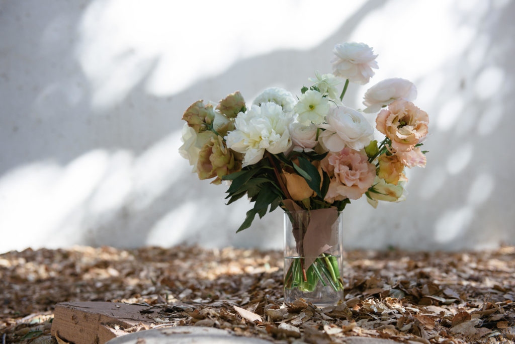 white and blush bridal boquet