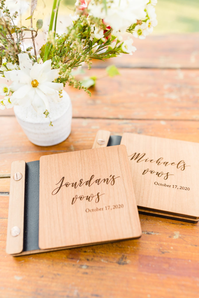 customizable wooden vow book for wedding