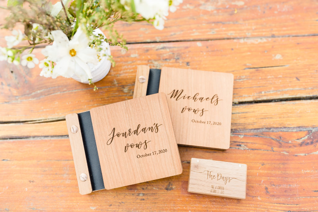 customizable wooden vow book for wedding