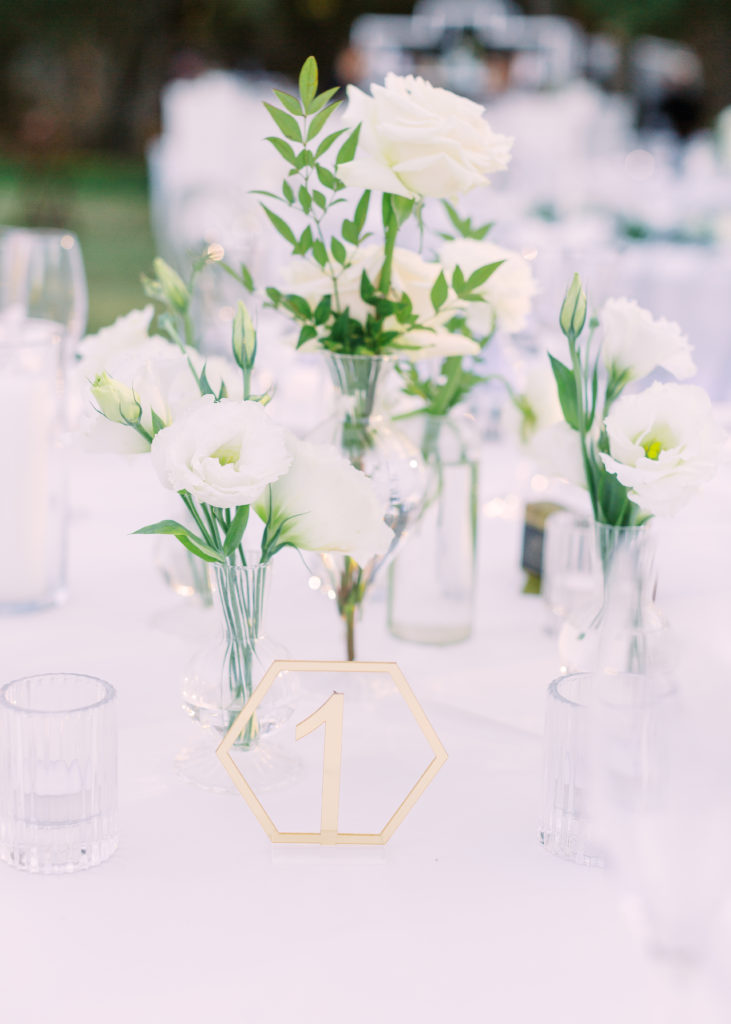 gold geometric table number