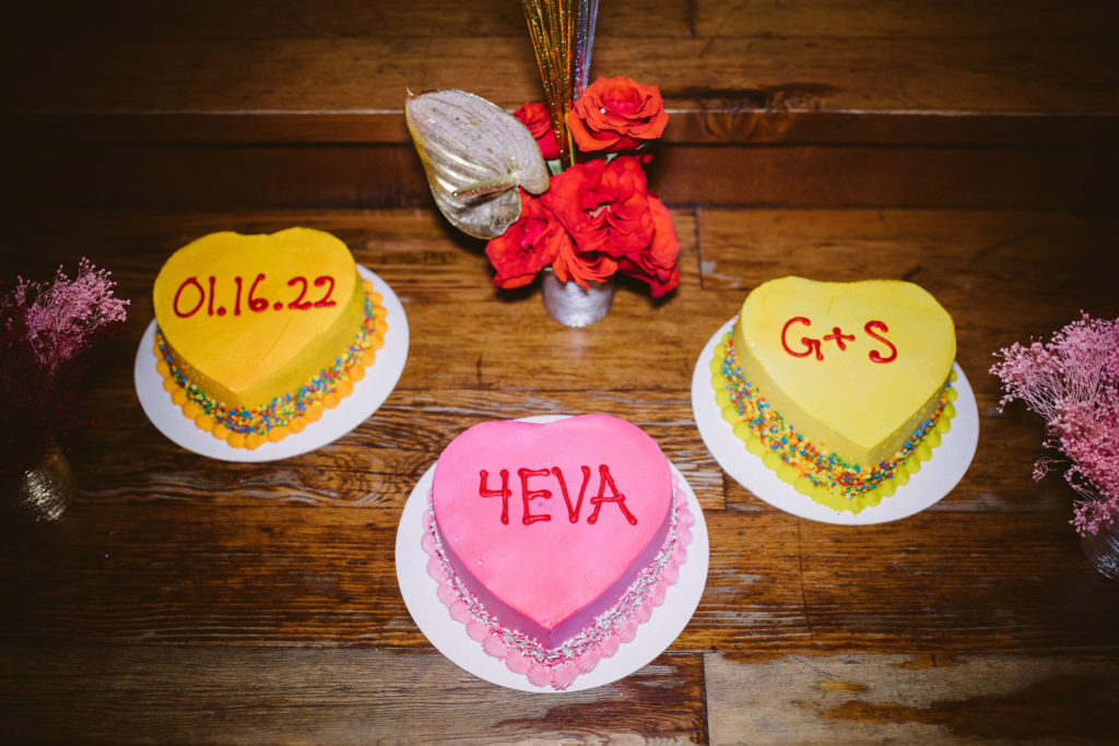 conversation heart wedding cakes